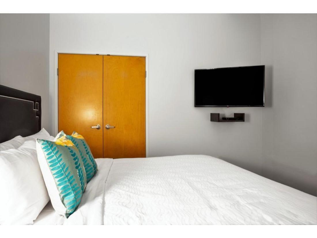 2Br 2Ba In The Block By Cozysuites! Indianapolis Exterior photo